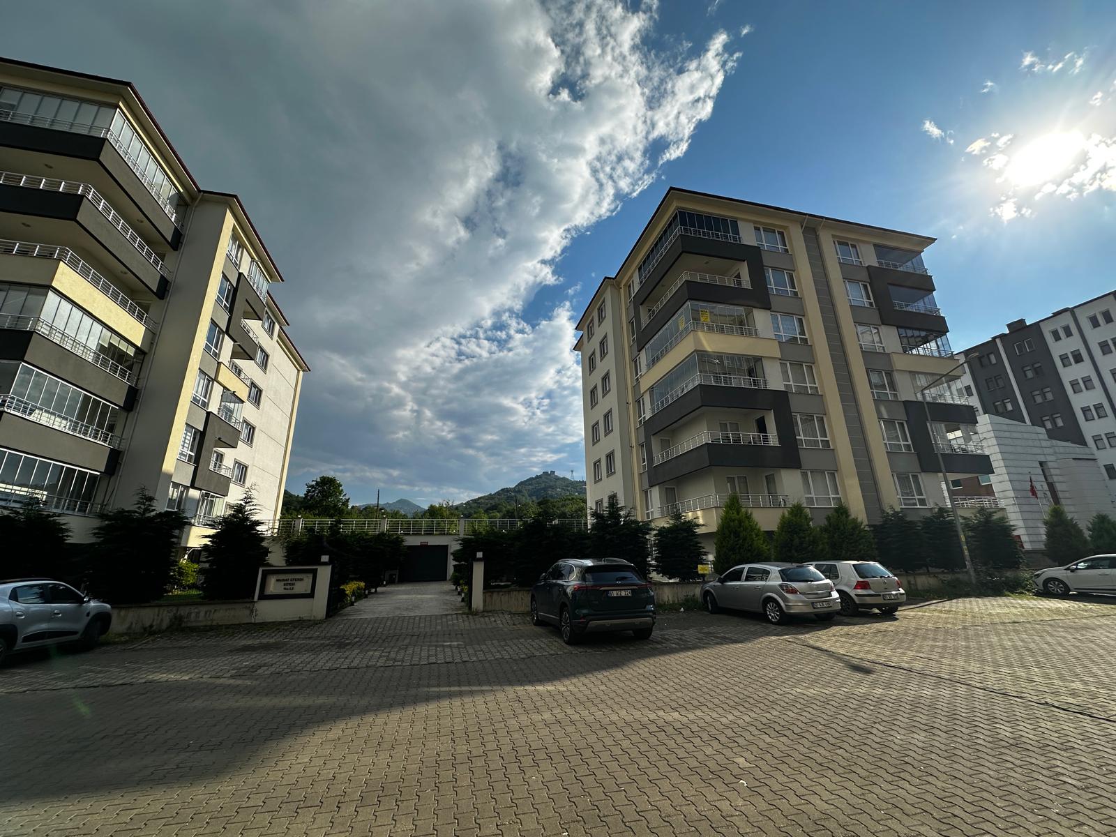 MABEL'DEN VARDALLI MAH MURAT EFENDİ SİTESİ SATILIK 3+1 DAİRE